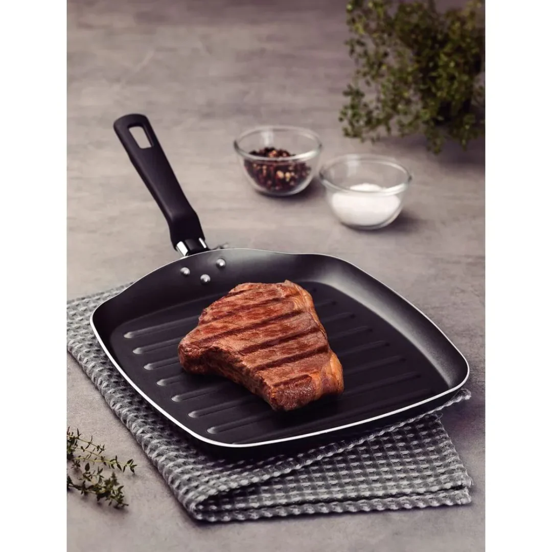 Bifera Tramontina Loreto en Aluminio con Revestimiento Interno Antiadherente Starflon Max y Mango Baquelita 26 cm 1,0 L Grafito 20392/024 Sartén. - Image 2