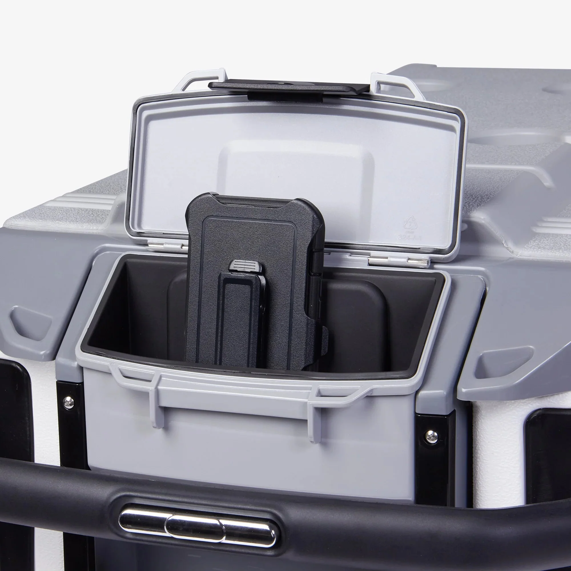 Cooler Trailmate 70QT Blanco/Negro Igloo 34579 - Image 5