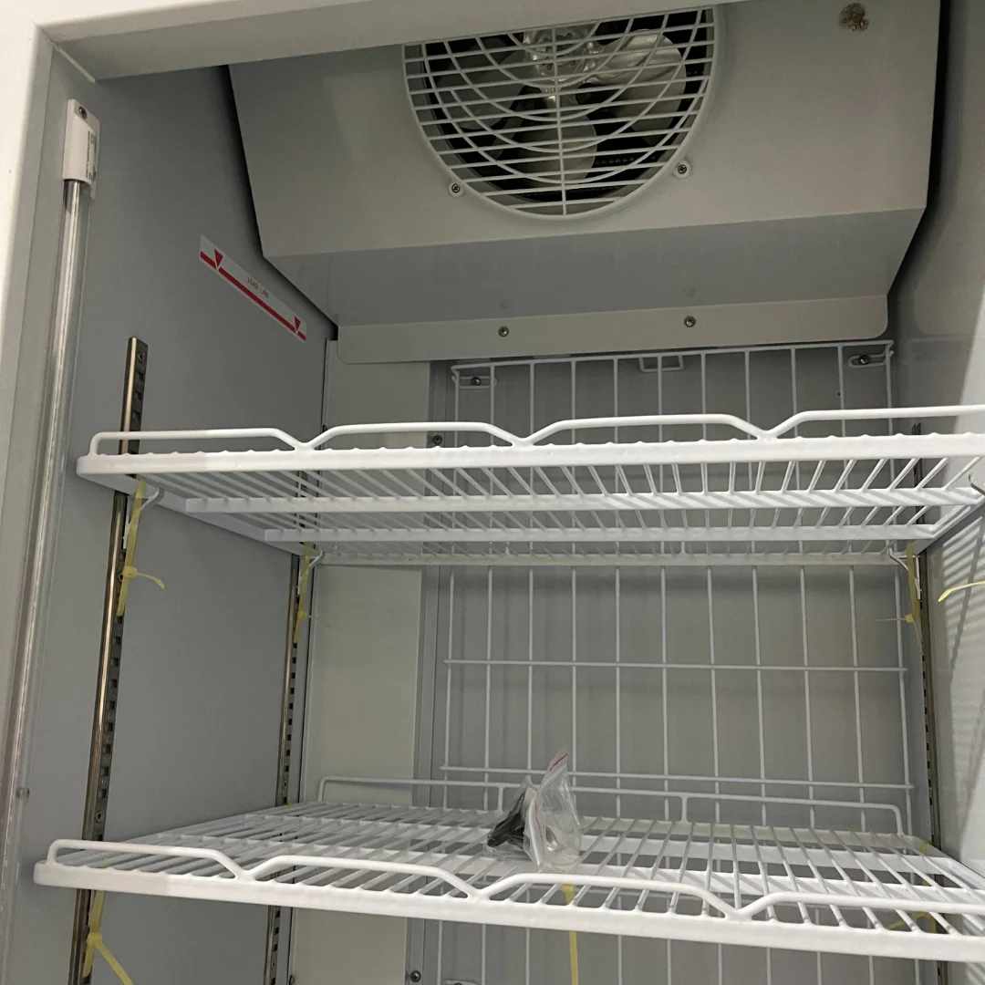 Vitrina Congelador Vertical 15p3/400L No Frost Nisato NCV-425SDIC Freezer. - Image 2